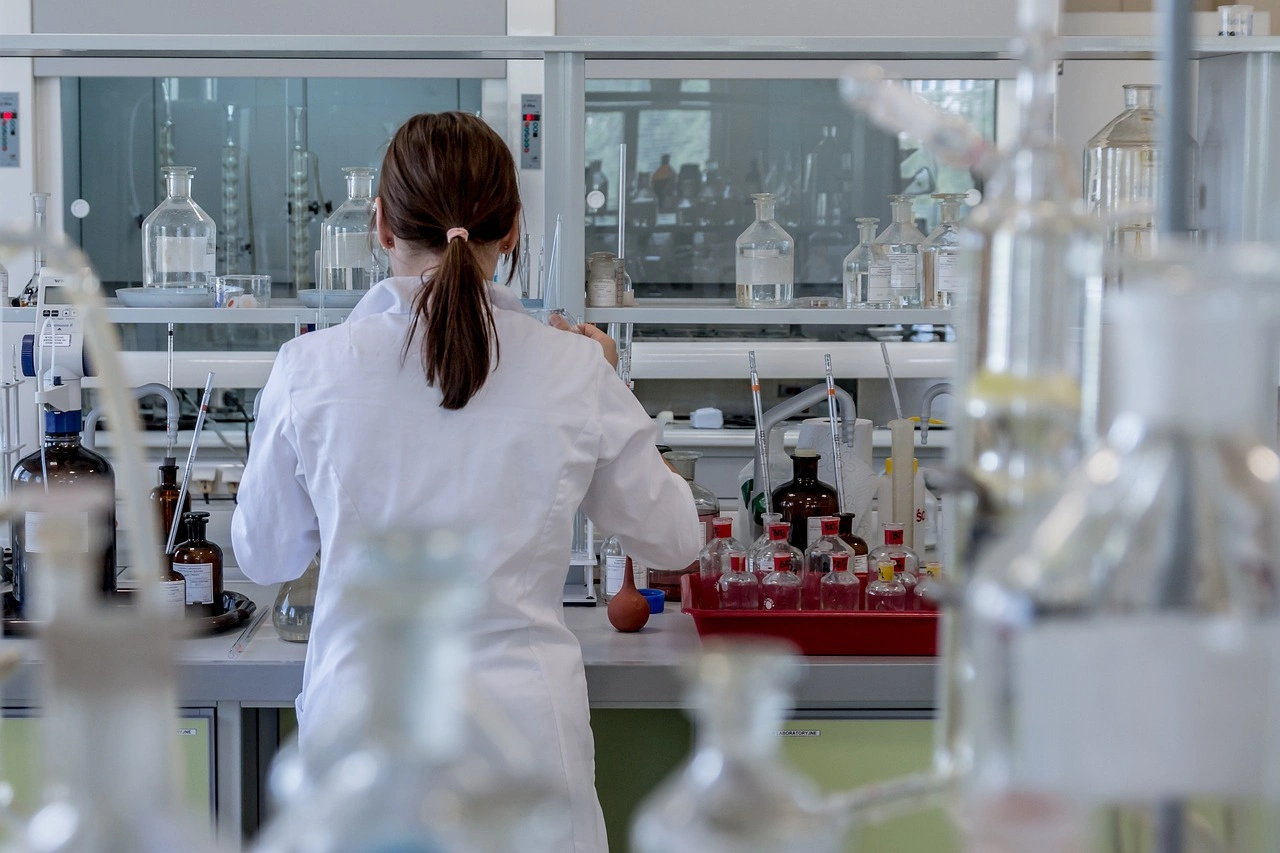 How DOT Drug Testing Differs From Non DOT Testing